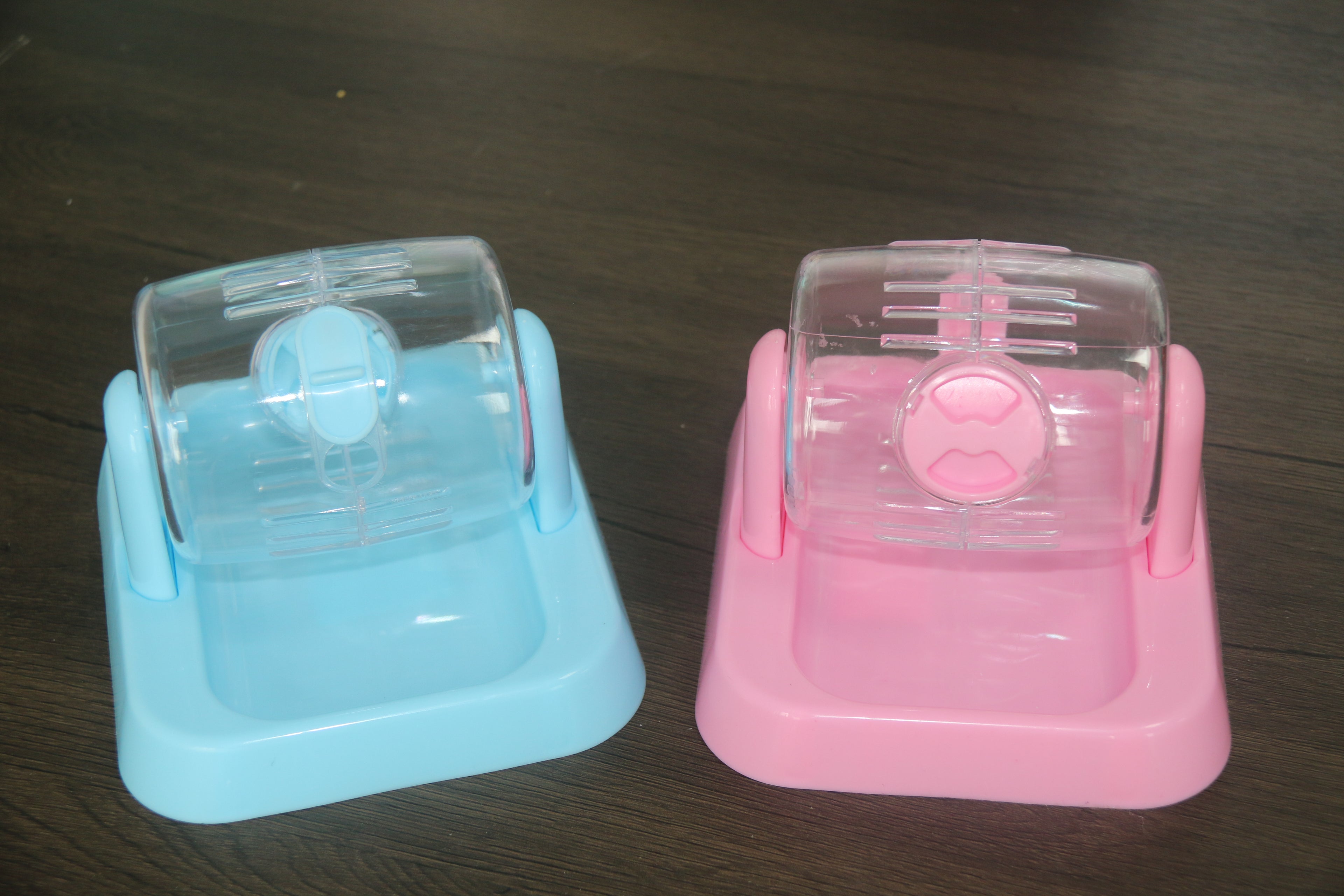T27 Small Rabbit Feeder/T28 Large rabbit feeder